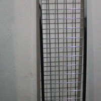 Kotak Jaring Ram Tempat Gantungan Display Hook Aksesoris 120x25cm