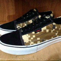 SEPATU MURAH VANS OLD SKOOL DEFCON WAFFLE ICC HITAM BER MOTIF