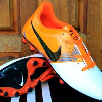 Jual Sepatu Sepak Bola Nike Lunar Gato II Putih Orange (Lokal) Murah