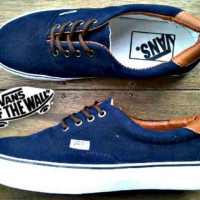 sepatu vans era ifc #1
