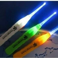 korek kuping lampu