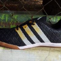 sepatu adidas futsal termurah keren olahraga futsal bola lari cr7 joma