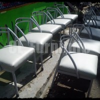 Kursi Kafe / Resto / Bar / Teras / Custom Unik Modern Minimalis Besi