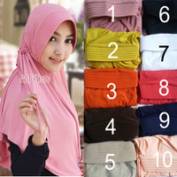 Jual kerudung / hijab / jilbab instan serut polos Murah