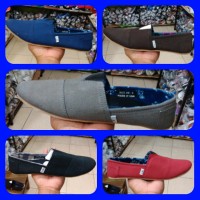 Jual Toms slip on Murah