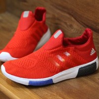 Sepatu adidas modura merah putih