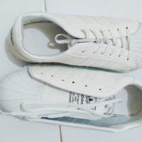 Sepatu Adidas superstar kw