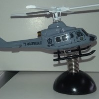 miniatur helikopter Bell 412 TNI AL 10 cm