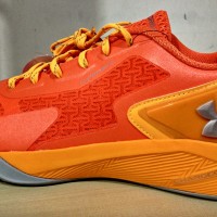 Sepatu Basket Under Armour UA ClutchFit Drive 2 Low Orange ORIGINAL