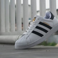 SEPATU CASUAL ADIDAS SUPERSTAR UNISEX PUTIH HITAM 100% IMPORT VIETNAM