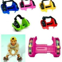 Jual sepatu roda flashing roller light mainan anak dewasa lampu Nyala Skate Murah