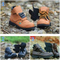 sepatu kickers boots safety rider tracking free kaos kaki murah