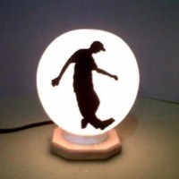 Lampu Hias /Tidur Roller Skats Dance Dari Kayu & Benang