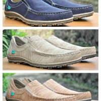 Jual Sepatu Casual SlipOn Kulit Pria Kickers / Sepatu Santai Slop Pria Murah