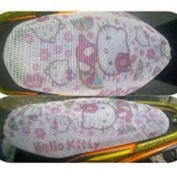 Sarung jok motor karakter HELLO KITTY