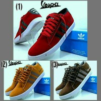 SEPATU CASUAL PRIA ADIDAS VESPA SUEDE 3 WARNA