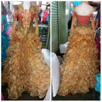 kebaya pengantin ekor panjang