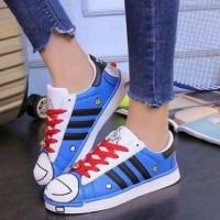 sepatu kets doraemon murah / sneakers karakter doraemon