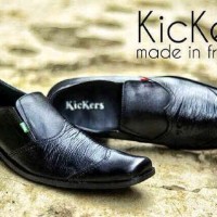 Jual sepatu kerja formal pria Kickers Pantofel Kalong Kulit Baru