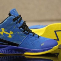 SEPATU OLAHRAGA SEPATU BASKET UNDER ARMOUR NAVY GRADE ORIGINAL IMPORT