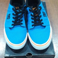 Sepatu dc shoes size 42