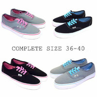 Sepatu Ladies Vans u/ pria wanita unisex casual boots kerja kuliah sek