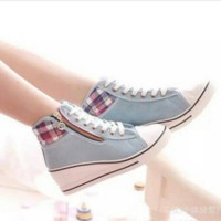 Jual GROSIR WEDGES BOOTS ZIPPER GRAY | Sepatu Wanita | Sepatu Boots Gray Murah