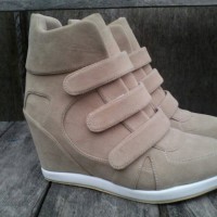Jual sepatu wanita sneaker sneakers wedges hak tinggi kets boots Murah