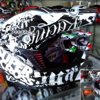 Helm GM Racing Star Black White Supermoto Supercross Fullface