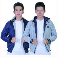 Hot Product Jaket Bolak Balik Pria dua warna Bahan Parasut dan F