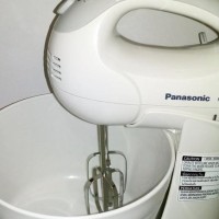 Mixer Panasonic Stand Pengaduk MK-GB1 WSR
