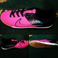 SEPATU OLAHRAGA | SEPATU FUTSAL NIKE MAGISTA GS 5 WARNA HITAM PINK