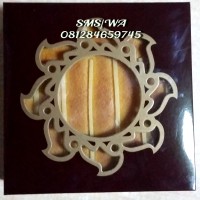 Jual kue lapis legit keju MAHARANI-MAHARAJA 20x20cm Murah