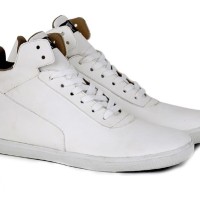 Sepatu Casual Pria Sneakers Kets Bertali Sintetis Cowok Putih Original