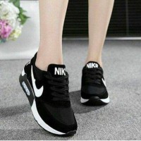 Nike Replika KW 1/Sepatu Wanita Murah