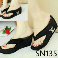 Jual wedges LV | Sepatu Wanita | Sepatu Wedges | Wedges Lv Wanita Lv Hitam Murah