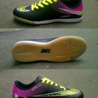 Sepatu Futsal Nike Hypervenom Hitam-Pink list Stabilo Grade Pri