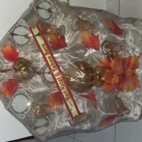 Parcel Keramik untuk Natal dan Tahun Baru