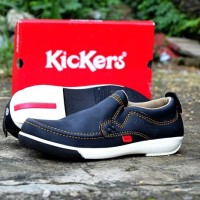 Sepatu Casual Pria Kickers Hoxie Hitam