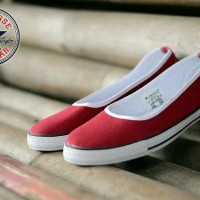SEPATU SNEAKERS CASUAL WANITA CONVERSE ALL STAR CT SLIP ON MERAH MARUN