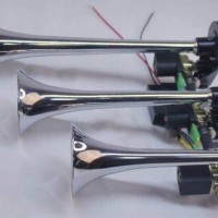 Jual klakson/ kelakson 3 trompet/ terompet/ corong. TELOLET. 24V. CHROME. . Murah