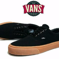 Sepatu Murah / Sepatu Vans Era Warna Hitam Sol Coklat / Gum , Sepatu J