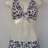 Pakaian & Celana Dalam Wanita Trend .Bikini pantai 3313