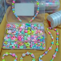 Jual Mainan edukasi meronce / manik manik / beads / merangkai kalung Murah