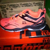 sepatu badminton rs sirkuit 566
