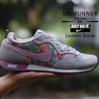 Sepatu Kets Wanita ( Nike Md Runner Leather Suede Women ) Murah NW 3
