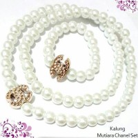 Kalung Mutiara Chanel set Putih Aksesoris murah
