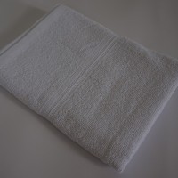 Jual Handuk Mutia Polos 50x100 - Putih Murah