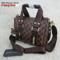 TAS SELEMPANG WANITA LV SPEEDY LISBAN REST DEPAN KW1