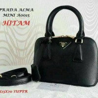 tas wanita/tas kerja/handbag/selempang Prada aLma super